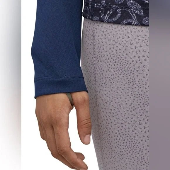 Patagonia|Capilene Midweight Base layer crew top, Cool to Cold•••Size Medium - Picture 3 of 16